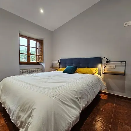 Hébergement de vacances 10a04 Casa Petacos Pravia