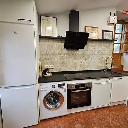 10a04 Casa Petacos בית נופש פראביה